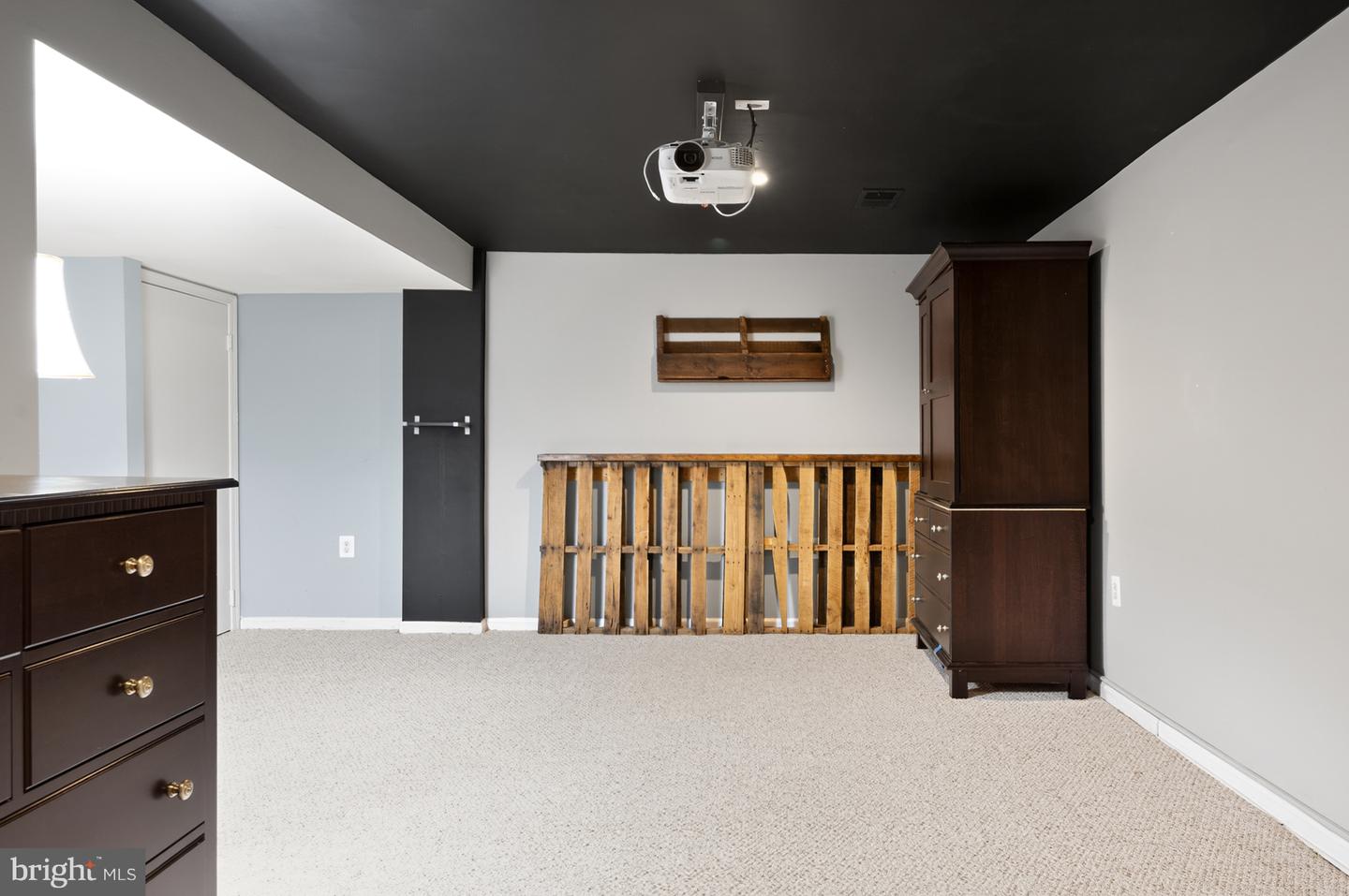 9909 LAKEPOINTE DR, BURKE, Virginia 22015, 3 Bedrooms Bedrooms, ,2 BathroomsBathrooms,Residential,For sale,9909 LAKEPOINTE DR,VAFX2273178 MLS # VAFX2273178 9909 LAKEPOINTE DR, BURKE, Virginia 22015, 3 Bedrooms Bedrooms, ,2 BathroomsBathrooms,Residential,For sale,9909 LAKEPOINTE DR,VAFX2273178 MLS # VAFX2273178