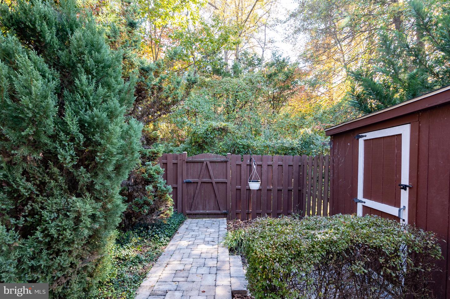 9909 LAKEPOINTE DR, BURKE, Virginia 22015, 3 Bedrooms Bedrooms, ,2 BathroomsBathrooms,Residential,For sale,9909 LAKEPOINTE DR,VAFX2273178 MLS # VAFX2273178 9909 LAKEPOINTE DR, BURKE, Virginia 22015, 3 Bedrooms Bedrooms, ,2 BathroomsBathrooms,Residential,For sale,9909 LAKEPOINTE DR,VAFX2273178 MLS # VAFX2273178