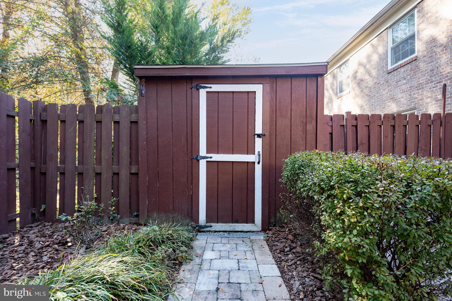 9909 LAKEPOINTE DR, BURKE, Virginia 22015, 3 Bedrooms Bedrooms, ,2 BathroomsBathrooms,Residential,For sale,9909 LAKEPOINTE DR,VAFX2273178 MLS # VAFX2273178 9909 LAKEPOINTE DR, BURKE, Virginia 22015, 3 Bedrooms Bedrooms, ,2 BathroomsBathrooms,Residential,For sale,9909 LAKEPOINTE DR,VAFX2273178 MLS # VAFX2273178