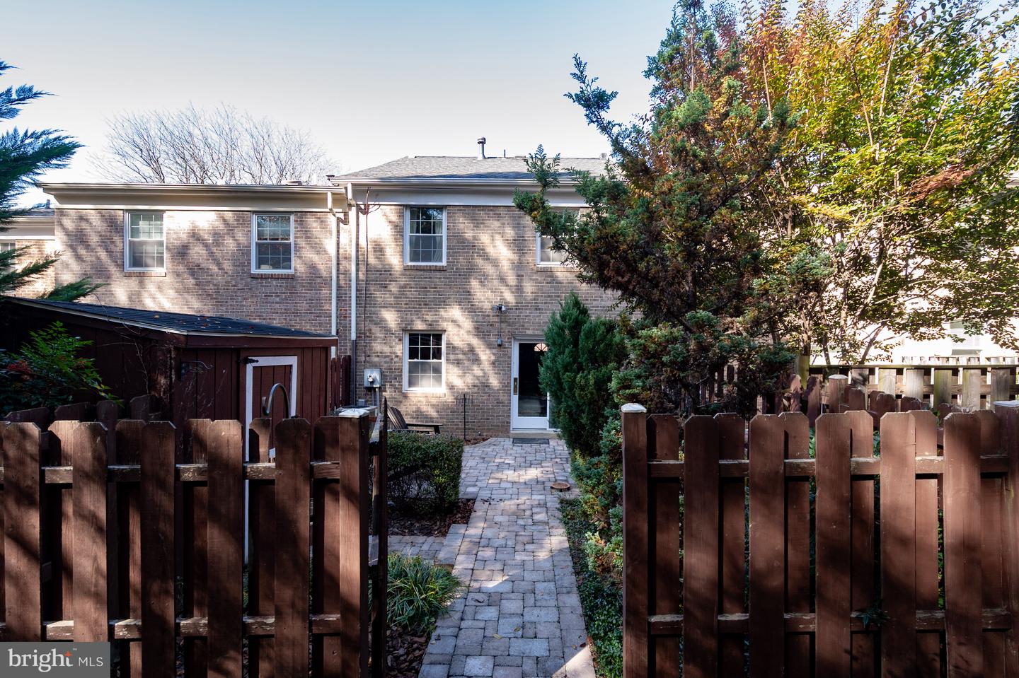 9909 LAKEPOINTE DR, BURKE, Virginia 22015, 3 Bedrooms Bedrooms, ,2 BathroomsBathrooms,Residential,For sale,9909 LAKEPOINTE DR,VAFX2273178 MLS # VAFX2273178 9909 LAKEPOINTE DR, BURKE, Virginia 22015, 3 Bedrooms Bedrooms, ,2 BathroomsBathrooms,Residential,For sale,9909 LAKEPOINTE DR,VAFX2273178 MLS # VAFX2273178