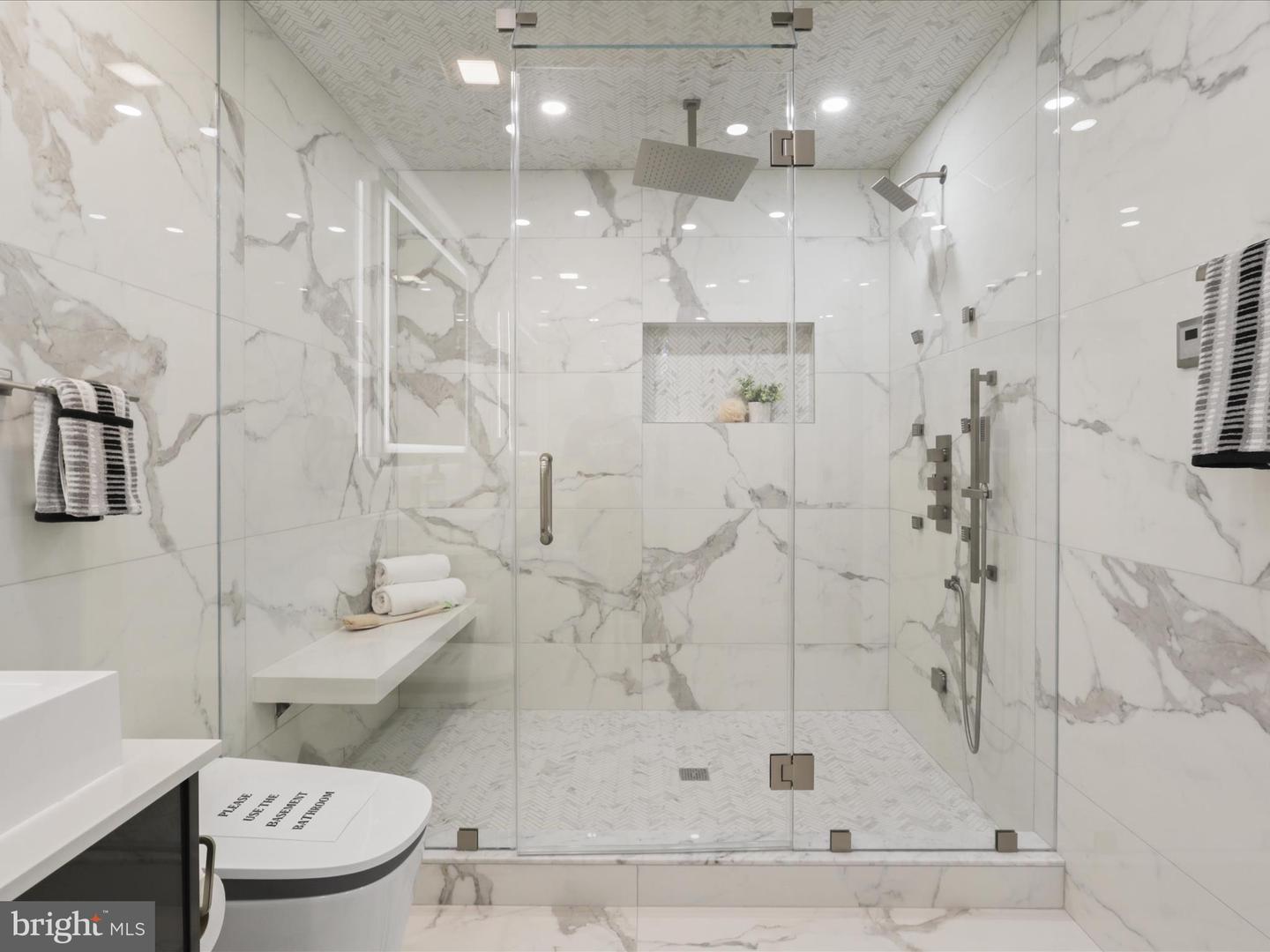 8355 ALVORD ST, MCLEAN, Virginia 22102, 5 Bedrooms Bedrooms, 9 Rooms Rooms,4 BathroomsBathrooms,Residential,For sale,8355 ALVORD ST,VAFX2273190 MLS # VAFX2273190 8355 ALVORD ST, MCLEAN, Virginia 22102, 5 Bedrooms Bedrooms, 9 Rooms Rooms,4 BathroomsBathrooms,Residential,For sale,8355 ALVORD ST,VAFX2273190 MLS # VAFX2273190