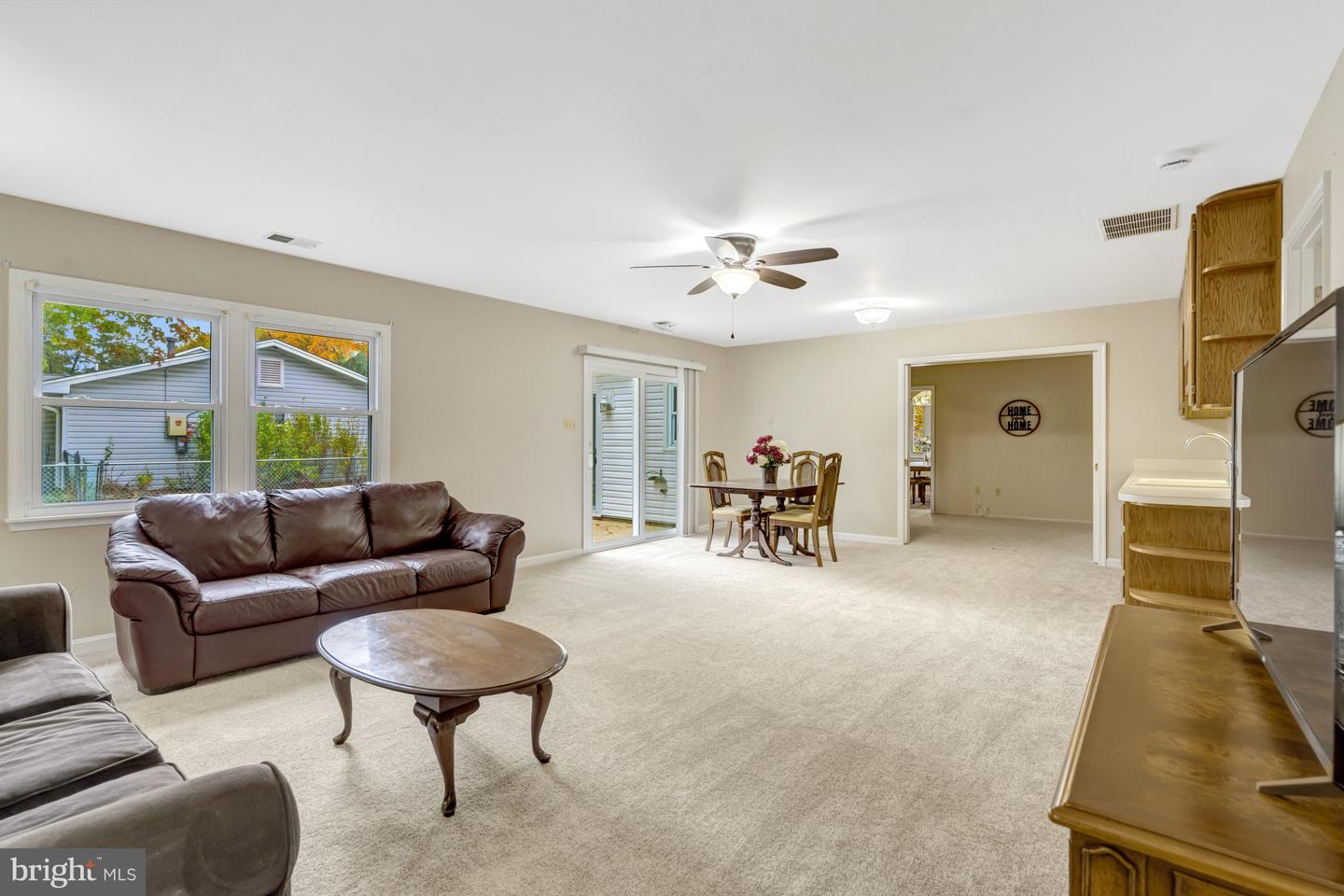 4427 MAJESTIC LN, FAIRFAX, Virginia 22033, 4 Bedrooms Bedrooms, ,3 BathroomsBathrooms,Residential,For sale,4427 MAJESTIC LN,VAFX2273338 MLS # VAFX2273338 4427 MAJESTIC LN, FAIRFAX, Virginia 22033, 4 Bedrooms Bedrooms, ,3 BathroomsBathrooms,Residential,For sale,4427 MAJESTIC LN,VAFX2273338 MLS # VAFX2273338