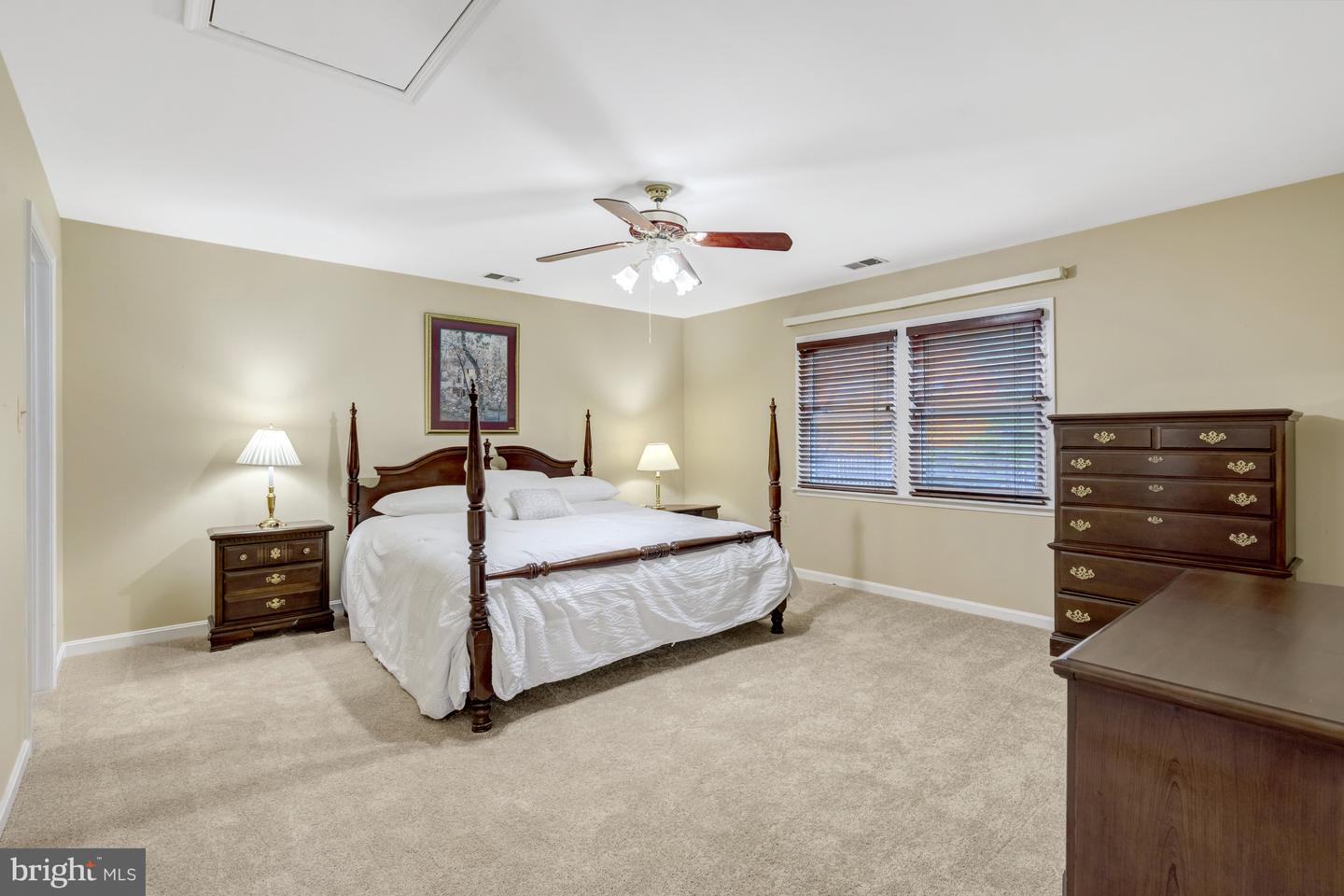 4427 MAJESTIC LN, FAIRFAX, Virginia 22033, 4 Bedrooms Bedrooms, ,3 BathroomsBathrooms,Residential,For sale,4427 MAJESTIC LN,VAFX2273338 MLS # VAFX2273338 4427 MAJESTIC LN, FAIRFAX, Virginia 22033, 4 Bedrooms Bedrooms, ,3 BathroomsBathrooms,Residential,For sale,4427 MAJESTIC LN,VAFX2273338 MLS # VAFX2273338