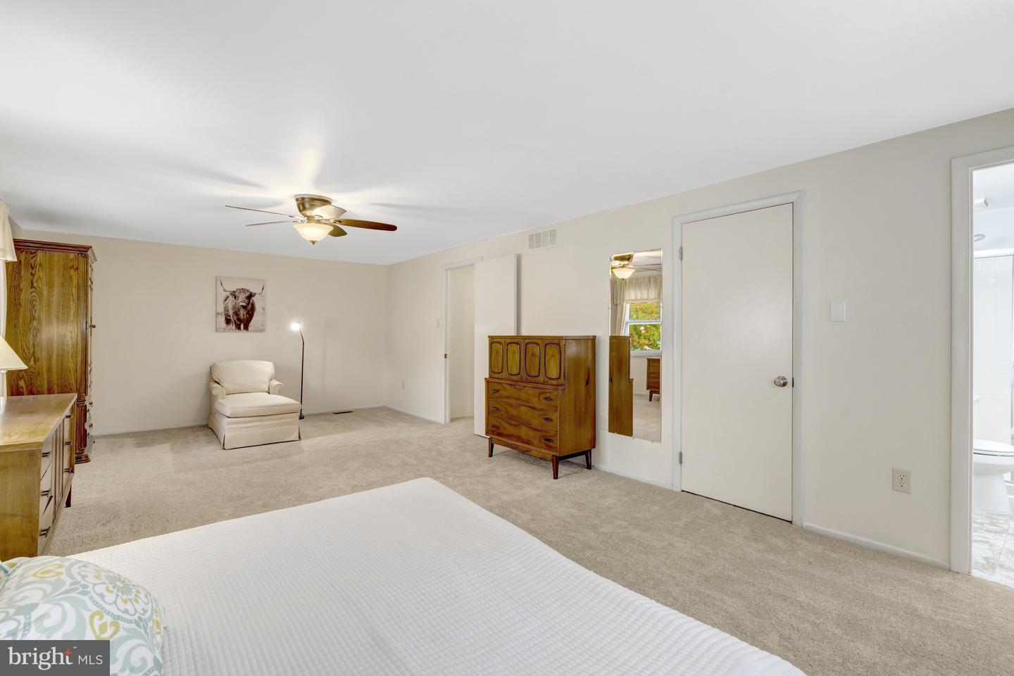 4427 MAJESTIC LN, FAIRFAX, Virginia 22033, 4 Bedrooms Bedrooms, ,3 BathroomsBathrooms,Residential,For sale,4427 MAJESTIC LN,VAFX2273338 MLS # VAFX2273338 4427 MAJESTIC LN, FAIRFAX, Virginia 22033, 4 Bedrooms Bedrooms, ,3 BathroomsBathrooms,Residential,For sale,4427 MAJESTIC LN,VAFX2273338 MLS # VAFX2273338