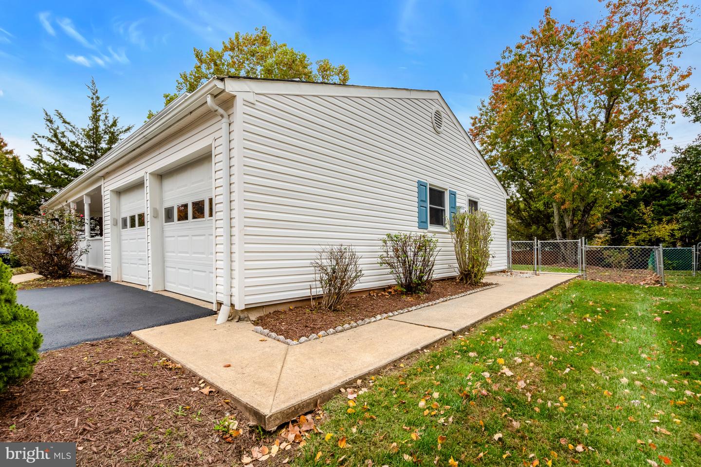 4427 MAJESTIC LN, FAIRFAX, Virginia 22033, 4 Bedrooms Bedrooms, ,3 BathroomsBathrooms,Residential,For sale,4427 MAJESTIC LN,VAFX2273338 MLS # VAFX2273338 4427 MAJESTIC LN, FAIRFAX, Virginia 22033, 4 Bedrooms Bedrooms, ,3 BathroomsBathrooms,Residential,For sale,4427 MAJESTIC LN,VAFX2273338 MLS # VAFX2273338