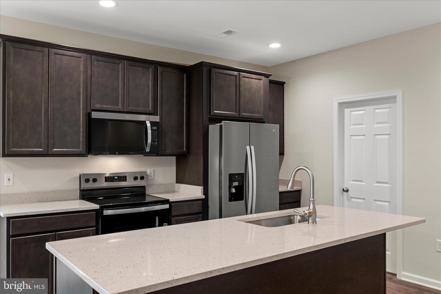 253 ROSSMANN BLVD, WINCHESTER, Virginia 22602, 4 Bedrooms Bedrooms, ,2 BathroomsBathrooms,Residential,For sale,253 ROSSMANN BLVD,VAFV2037298 MLS # VAFV2037298 253 ROSSMANN BLVD, WINCHESTER, Virginia 22602, 4 Bedrooms Bedrooms, ,2 BathroomsBathrooms,Residential,For sale,253 ROSSMANN BLVD,VAFV2037298 MLS # VAFV2037298