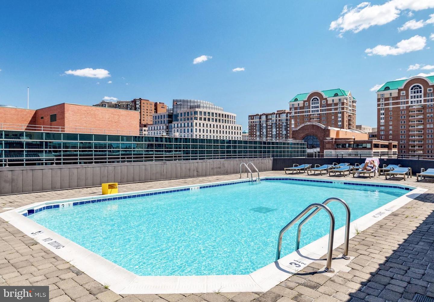 1024 N UTAH ST N #522, ARLINGTON, Virginia 22201, 1 Bedroom Bedrooms, ,1 BathroomBathrooms,Residential,For sale,1024 N UTAH ST N #522,VAAR2064736 MLS # VAAR2064736