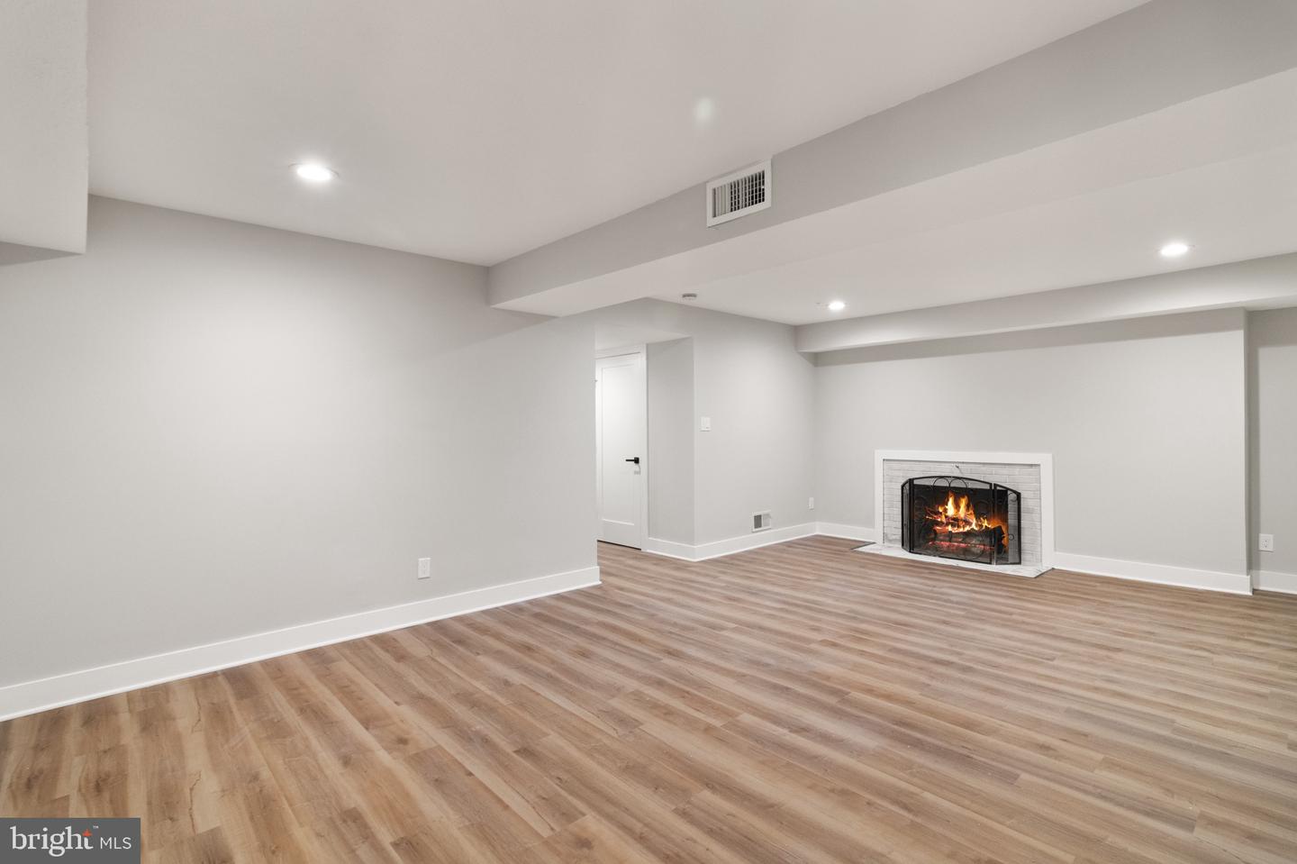 3920 12TH ST S, ARLINGTON, Virginia 22204, 3 Bedrooms Bedrooms, ,3 BathroomsBathrooms,Residential,For sale,3920 12TH ST S,VAAR2064796 MLS # VAAR2064796 3920 12TH ST S, ARLINGTON, Virginia 22204, 3 Bedrooms Bedrooms, ,3 BathroomsBathrooms,Residential,For sale,3920 12TH ST S,VAAR2064796 MLS # VAAR2064796