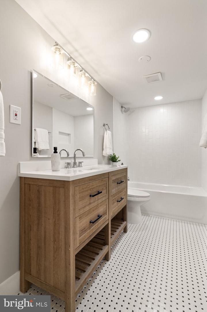 3920 12TH ST S, ARLINGTON, Virginia 22204, 3 Bedrooms Bedrooms, ,3 BathroomsBathrooms,Residential,For sale,3920 12TH ST S,VAAR2064796 MLS # VAAR2064796 3920 12TH ST S, ARLINGTON, Virginia 22204, 3 Bedrooms Bedrooms, ,3 BathroomsBathrooms,Residential,For sale,3920 12TH ST S,VAAR2064796 MLS # VAAR2064796