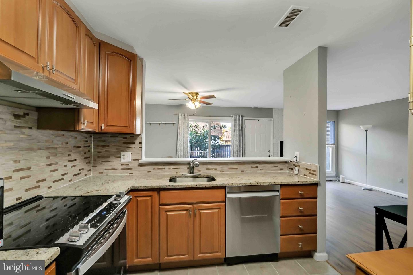 3827 EL CAMINO PL #13, ALEXANDRIA, Virginia 22309, 2 Bedrooms Bedrooms, ,1 BathroomBathrooms,Residential,For sale,3827 EL CAMINO PL #13,VAFX2273952 MLS # VAFX2273952 3827 EL CAMINO PL #13, ALEXANDRIA, Virginia 22309, 2 Bedrooms Bedrooms, ,1 BathroomBathrooms,Residential,For sale,3827 EL CAMINO PL #13,VAFX2273952 MLS # VAFX2273952