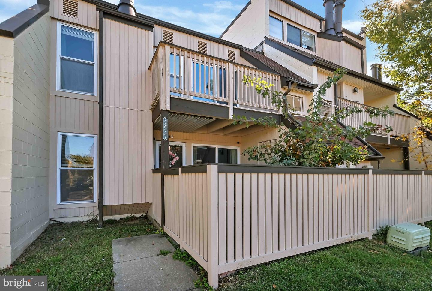 3827 EL CAMINO PL #13, ALEXANDRIA, Virginia 22309, 2 Bedrooms Bedrooms, ,1 BathroomBathrooms,Residential,For sale,3827 EL CAMINO PL #13,VAFX2273952 MLS # VAFX2273952 3827 EL CAMINO PL #13, ALEXANDRIA, Virginia 22309, 2 Bedrooms Bedrooms, ,1 BathroomBathrooms,Residential,For sale,3827 EL CAMINO PL #13,VAFX2273952 MLS # VAFX2273952