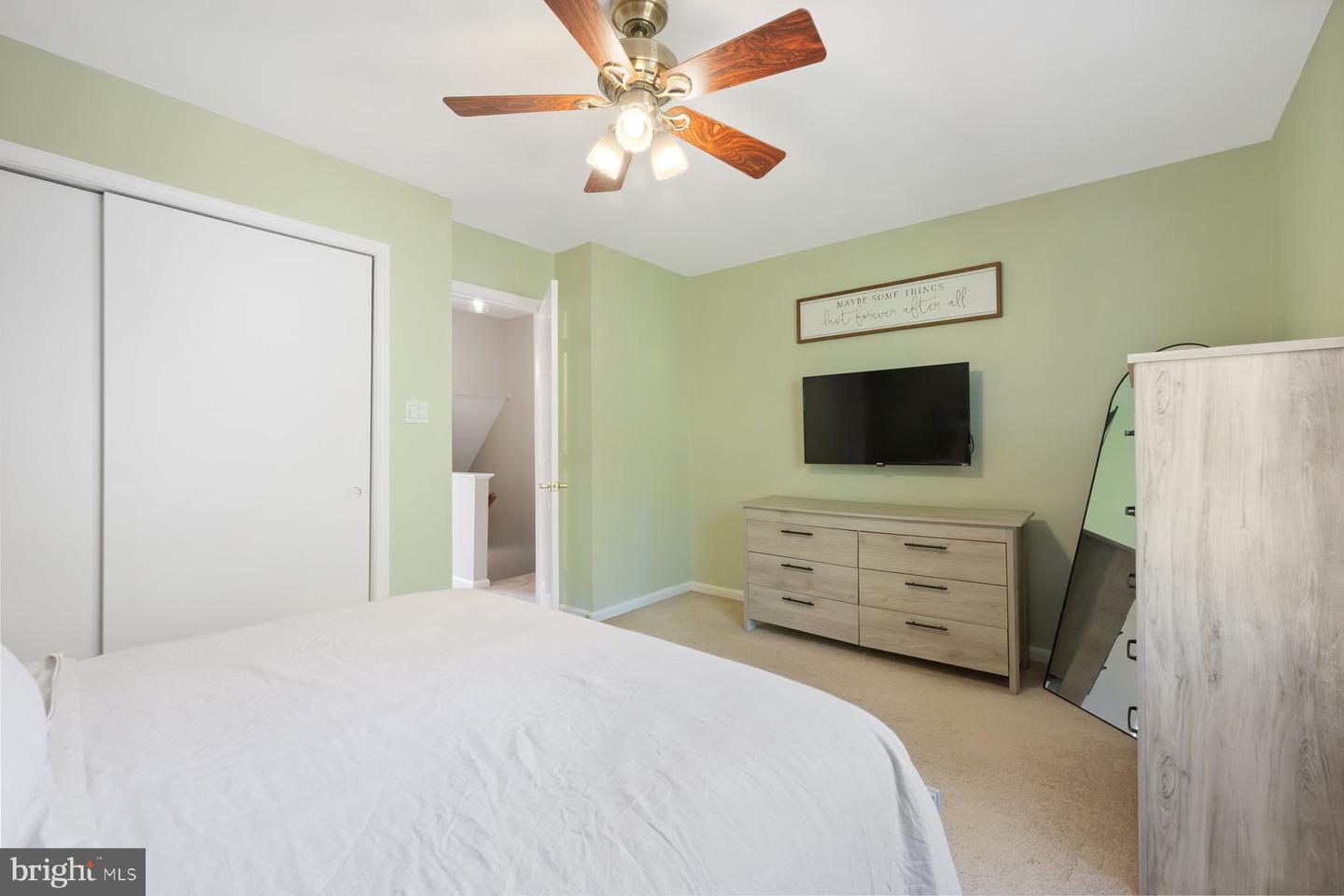 5816 TORINGTON DR #860, SPRINGFIELD, Virginia 22152, 2 Bedrooms Bedrooms, ,1 BathroomBathrooms,Residential,For sale,5816 TORINGTON DR #860,VAFX2274368 MLS # VAFX2274368