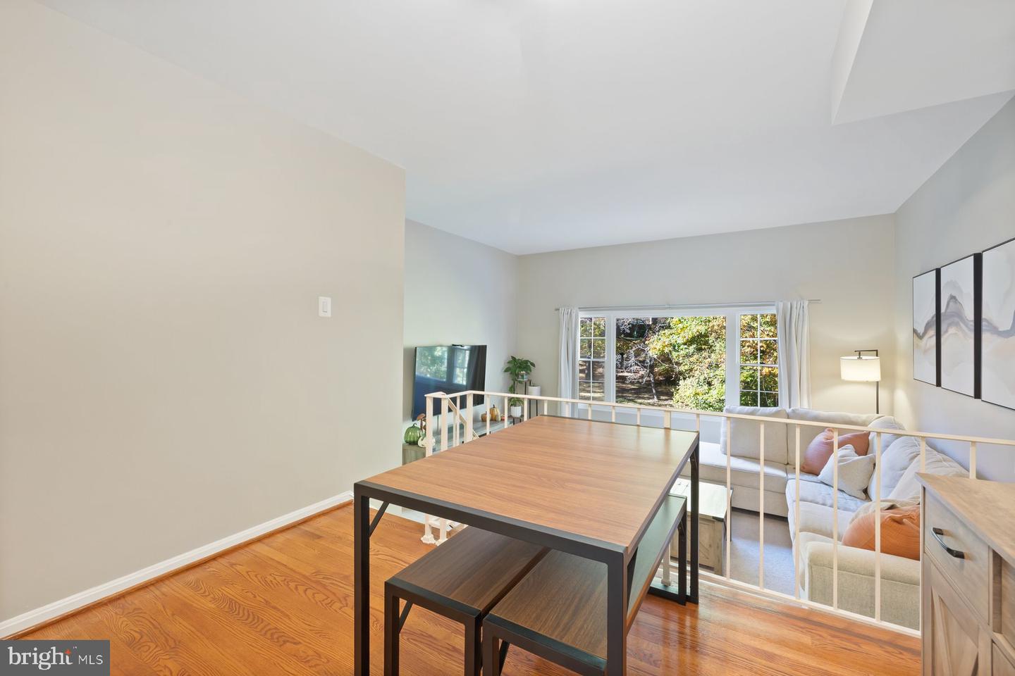 5816 TORINGTON DR #860, SPRINGFIELD, Virginia 22152, 2 Bedrooms Bedrooms, ,1 BathroomBathrooms,Residential,For sale,5816 TORINGTON DR #860,VAFX2274368 MLS # VAFX2274368