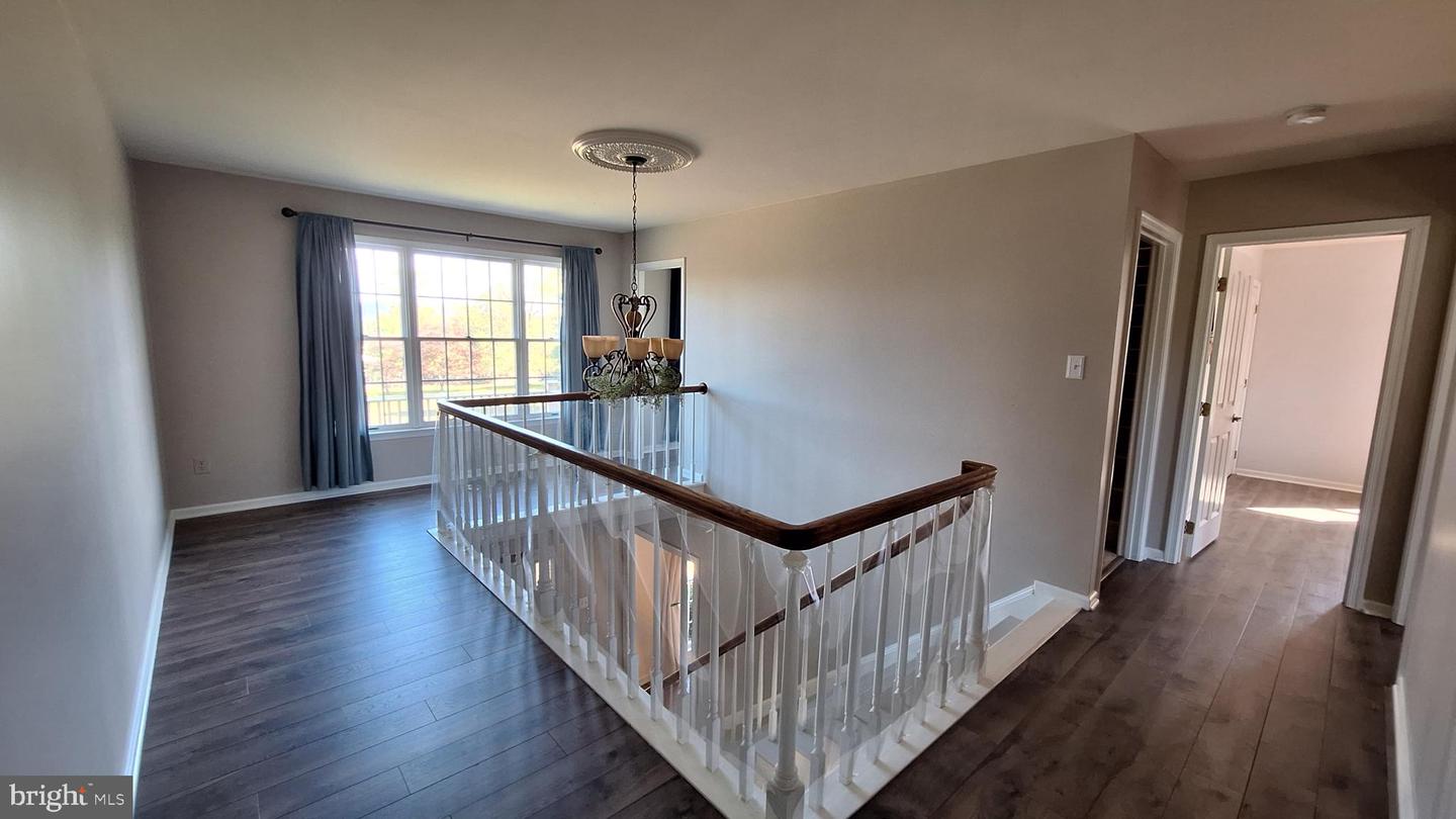 11929 FOLLY LN, LOVETTSVILLE, Virginia 20180, 4 Bedrooms Bedrooms, 14 Rooms Rooms,2 BathroomsBathrooms,Residential,For sale,11929 FOLLY LN,VALO2108946 MLS # VALO2108946