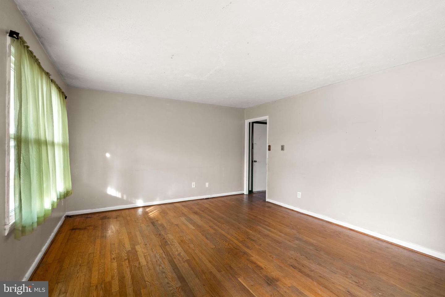 107 AMHERST CT, STEPHENS CITY, Virginia 22655, 3 Bedrooms Bedrooms, ,2 BathroomsBathrooms,Residential,For sale,107 AMHERST CT,VAFV2037400 MLS # VAFV2037400