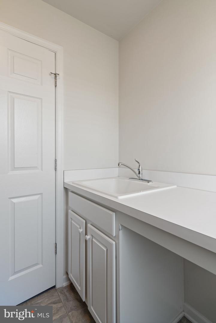 77 CHARTER GATE DR, FREDERICKSBURG, Virginia 22406, 4 Bedrooms Bedrooms, ,3 BathroomsBathrooms,Residential,For sale,77 CHARTER GATE DR,VAST2043564 MLS # VAST2043564 77 CHARTER GATE DR, FREDERICKSBURG, Virginia 22406, 4 Bedrooms Bedrooms, ,3 BathroomsBathrooms,Residential,For sale,77 CHARTER GATE DR,VAST2043564 MLS # VAST2043564