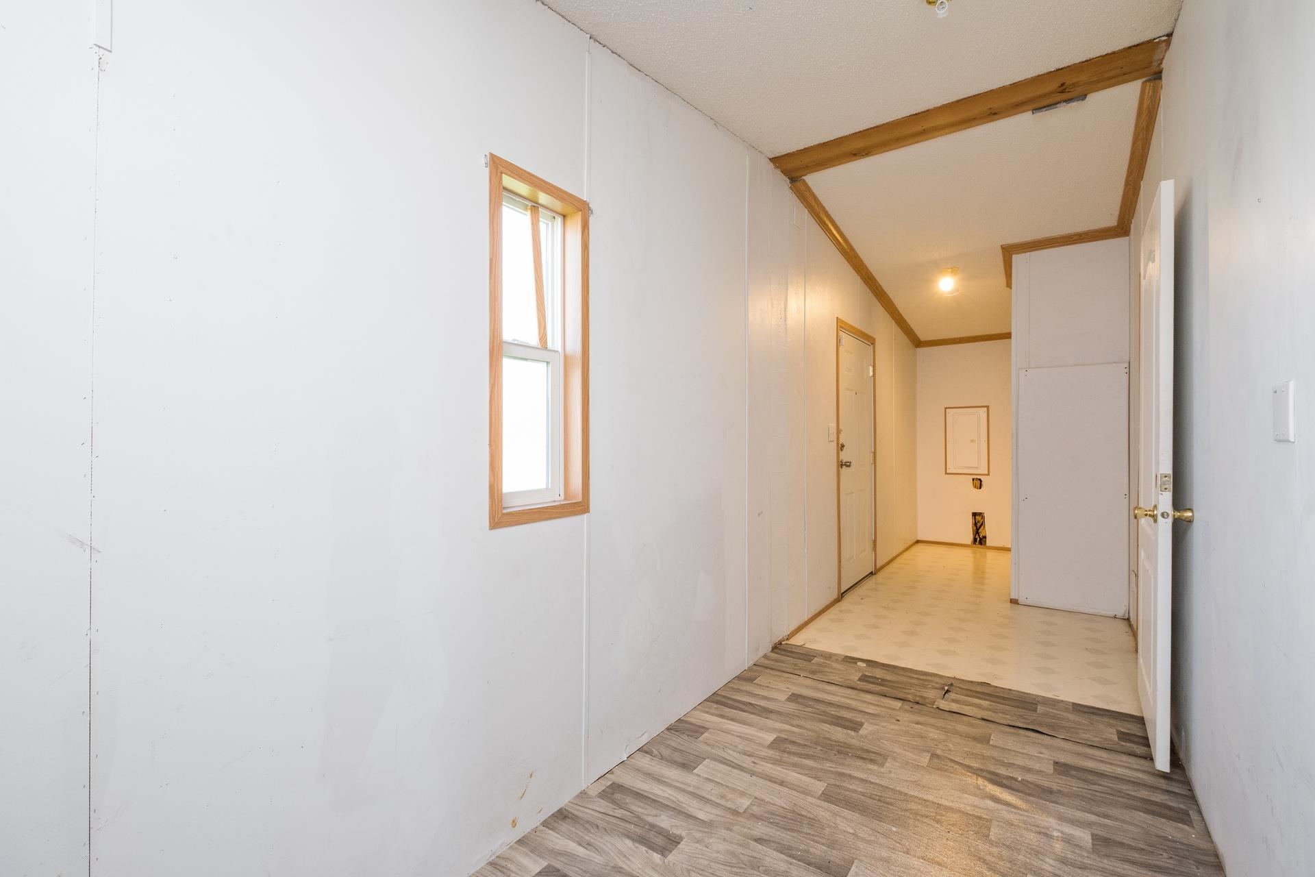 903 E MAIN ST, WAYNESBORO, Virginia 22980, ,Commercial,903 E MAIN ST,669673 MLS # 669673