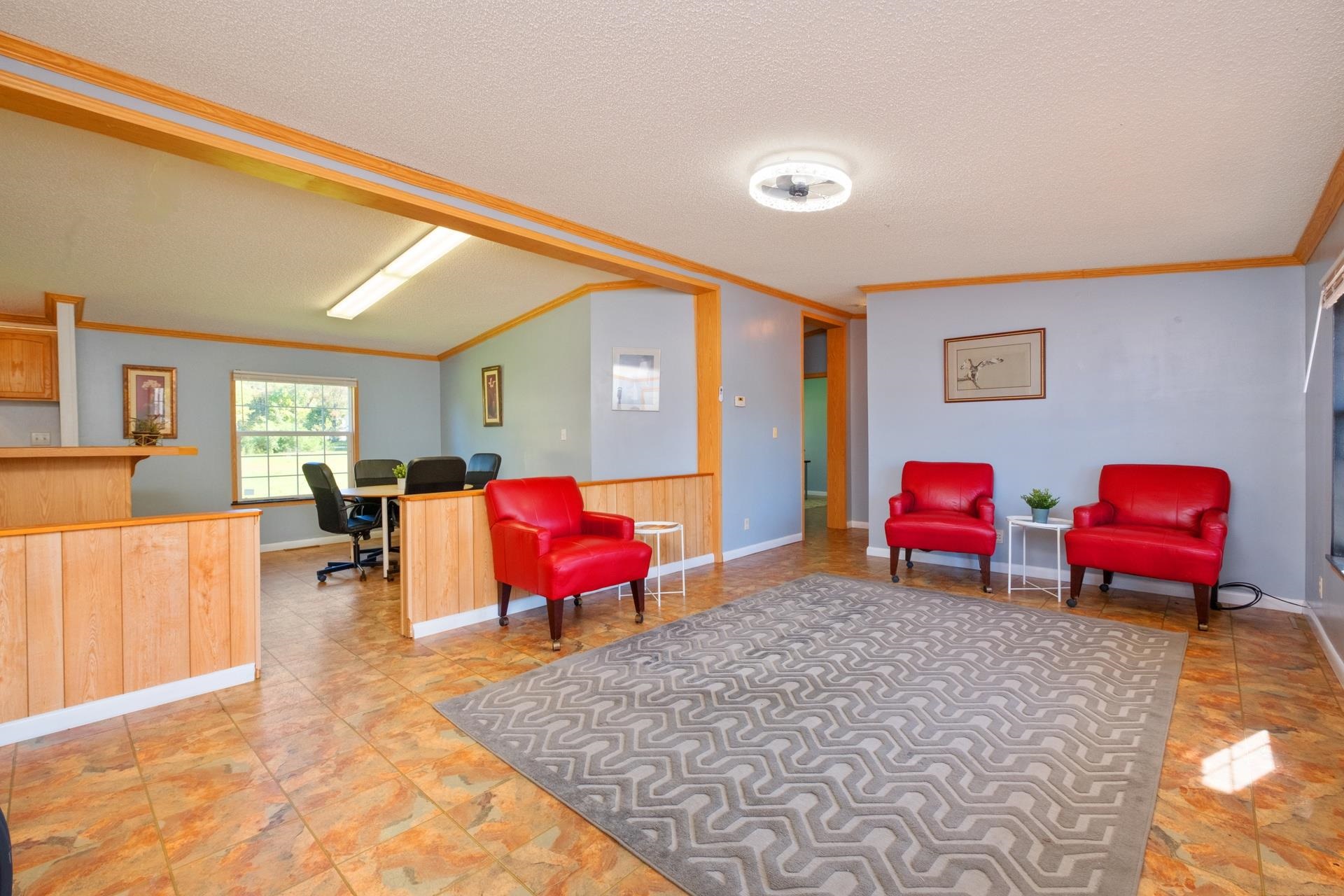 903 E MAIN ST, WAYNESBORO, Virginia 22980, ,Commercial,903 E MAIN ST,669673 MLS # 669673