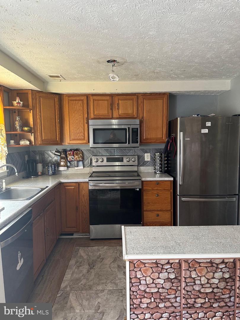 14297 FELTY PL, WOODBRIDGE, Virginia 22193, 3 Bedrooms Bedrooms, ,1 BathroomBathrooms,Residential,For sale,14297 FELTY PL,VAPW2106224 MLS # VAPW2106224 14297 FELTY PL, WOODBRIDGE, Virginia 22193, 3 Bedrooms Bedrooms, ,1 BathroomBathrooms,Residential,For sale,14297 FELTY PL,VAPW2106224 MLS # VAPW2106224