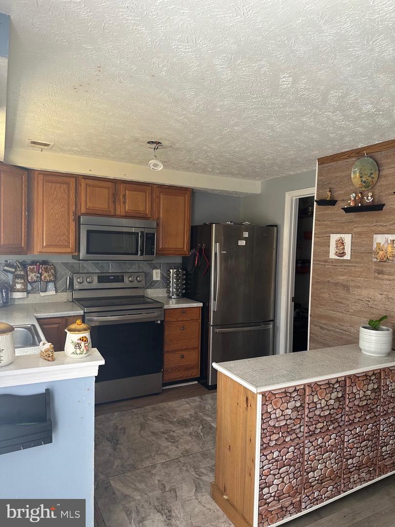 14297 FELTY PL, WOODBRIDGE, Virginia 22193, 3 Bedrooms Bedrooms, ,1 BathroomBathrooms,Residential,For sale,14297 FELTY PL,VAPW2106224 MLS # VAPW2106224 14297 FELTY PL, WOODBRIDGE, Virginia 22193, 3 Bedrooms Bedrooms, ,1 BathroomBathrooms,Residential,For sale,14297 FELTY PL,VAPW2106224 MLS # VAPW2106224