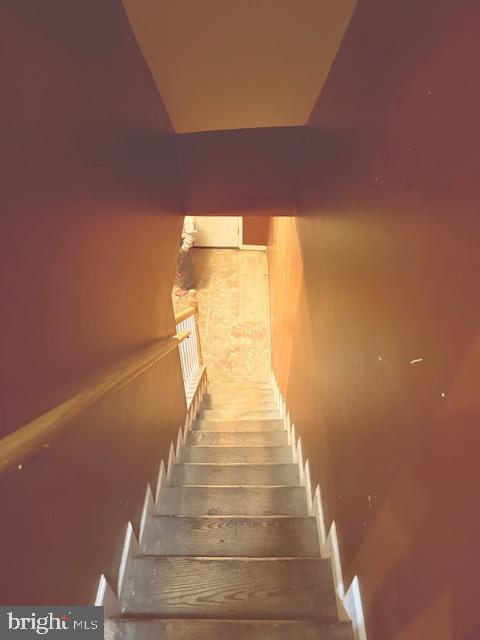 1121 K ST NE, WASHINGTON, District Of Columbia 20002, 4 Bedrooms Bedrooms, 7 Rooms Rooms,3 BathroomsBathrooms,Residential,For sale,1121 K ST NE,DCDC2227590 MLS # DCDC2227590