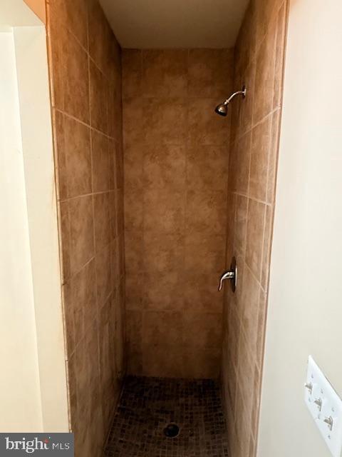 1121 K ST NE, WASHINGTON, District Of Columbia 20002, 4 Bedrooms Bedrooms, 7 Rooms Rooms,3 BathroomsBathrooms,Residential,For sale,1121 K ST NE,DCDC2227590 MLS # DCDC2227590