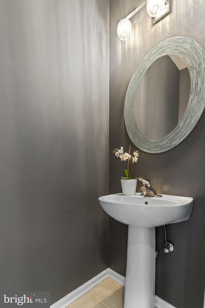 6311 BURGUNDY LEAF LN, ALEXANDRIA, Virginia 22312, 4 Bedrooms Bedrooms, 8 Rooms Rooms,3 BathroomsBathrooms,Residential,For sale,6311 BURGUNDY LEAF LN,VAFX2275042 MLS # VAFX2275042 6311 BURGUNDY LEAF LN, ALEXANDRIA, Virginia 22312, 4 Bedrooms Bedrooms, 8 Rooms Rooms,3 BathroomsBathrooms,Residential,For sale,6311 BURGUNDY LEAF LN,VAFX2275042 MLS # VAFX2275042