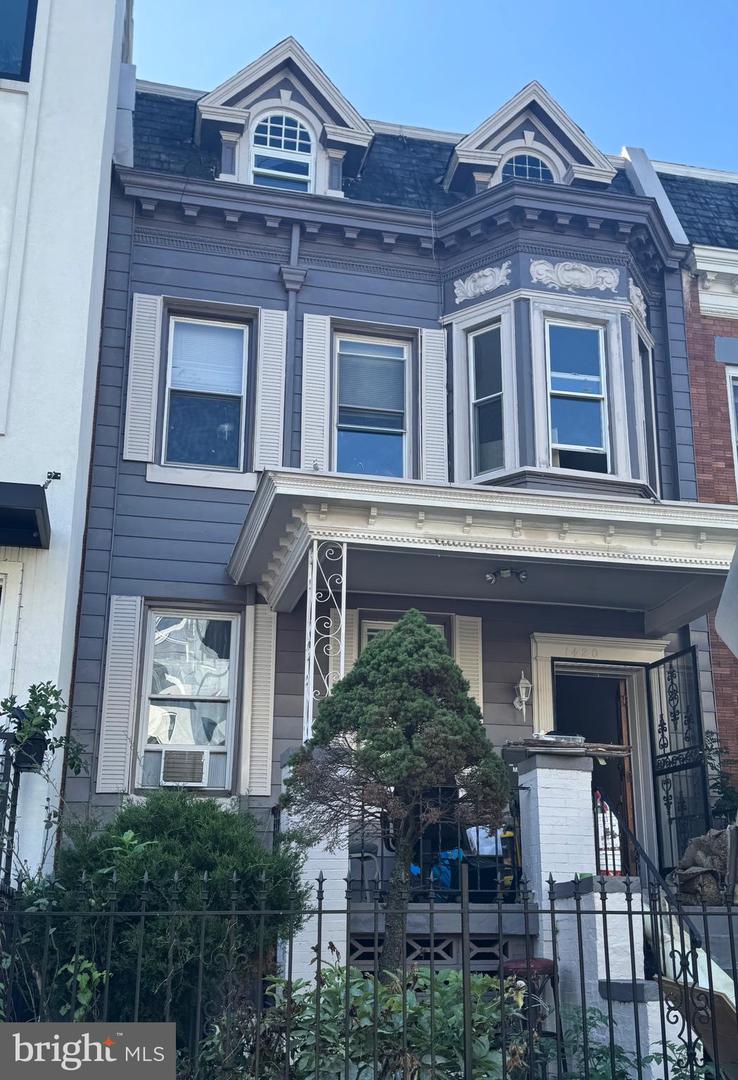 1420 MERIDIAN PL NW, WASHINGTON, District Of Columbia 20010, 3 Bedrooms Bedrooms, ,3 BathroomsBathrooms,Residential,For sale,1420 MERIDIAN PL NW,DCDC2227692 MLS # DCDC2227692