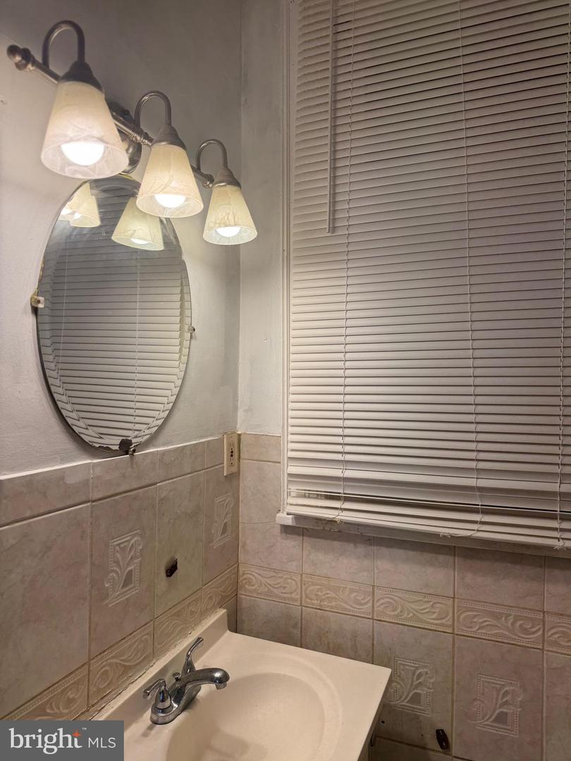 1420 MERIDIAN PL NW, WASHINGTON, District Of Columbia 20010, 3 Bedrooms Bedrooms, ,3 BathroomsBathrooms,Residential,For sale,1420 MERIDIAN PL NW,DCDC2227692 MLS # DCDC2227692