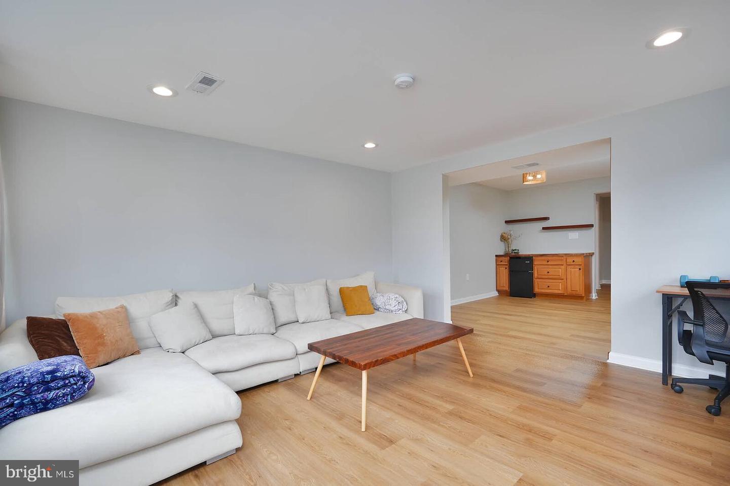 2425 SKYLAND PL SE, WASHINGTON, District Of Columbia 20020, 4 Bedrooms Bedrooms, 9 Rooms Rooms,2 BathroomsBathrooms,Residential,For sale,2425 SKYLAND PL SE,DCDC2227734 MLS # DCDC2227734