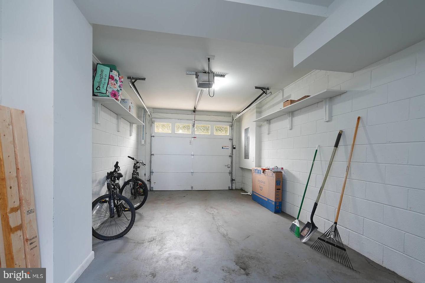 2425 SKYLAND PL SE, WASHINGTON, District Of Columbia 20020, 4 Bedrooms Bedrooms, 9 Rooms Rooms,2 BathroomsBathrooms,Residential,For sale,2425 SKYLAND PL SE,DCDC2227734 MLS # DCDC2227734