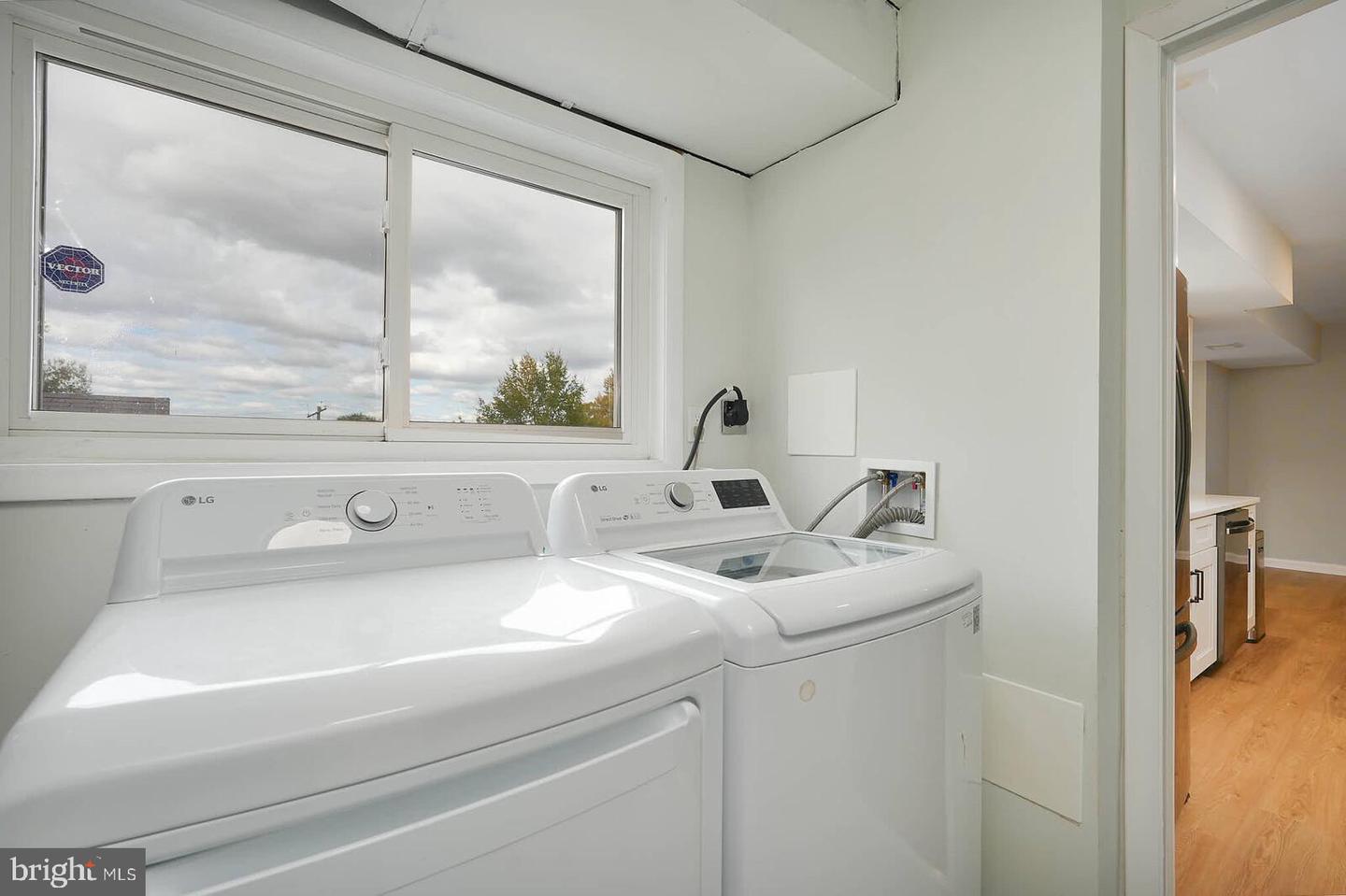 2425 SKYLAND PL SE, WASHINGTON, District Of Columbia 20020, 4 Bedrooms Bedrooms, 9 Rooms Rooms,2 BathroomsBathrooms,Residential,For sale,2425 SKYLAND PL SE,DCDC2227734 MLS # DCDC2227734