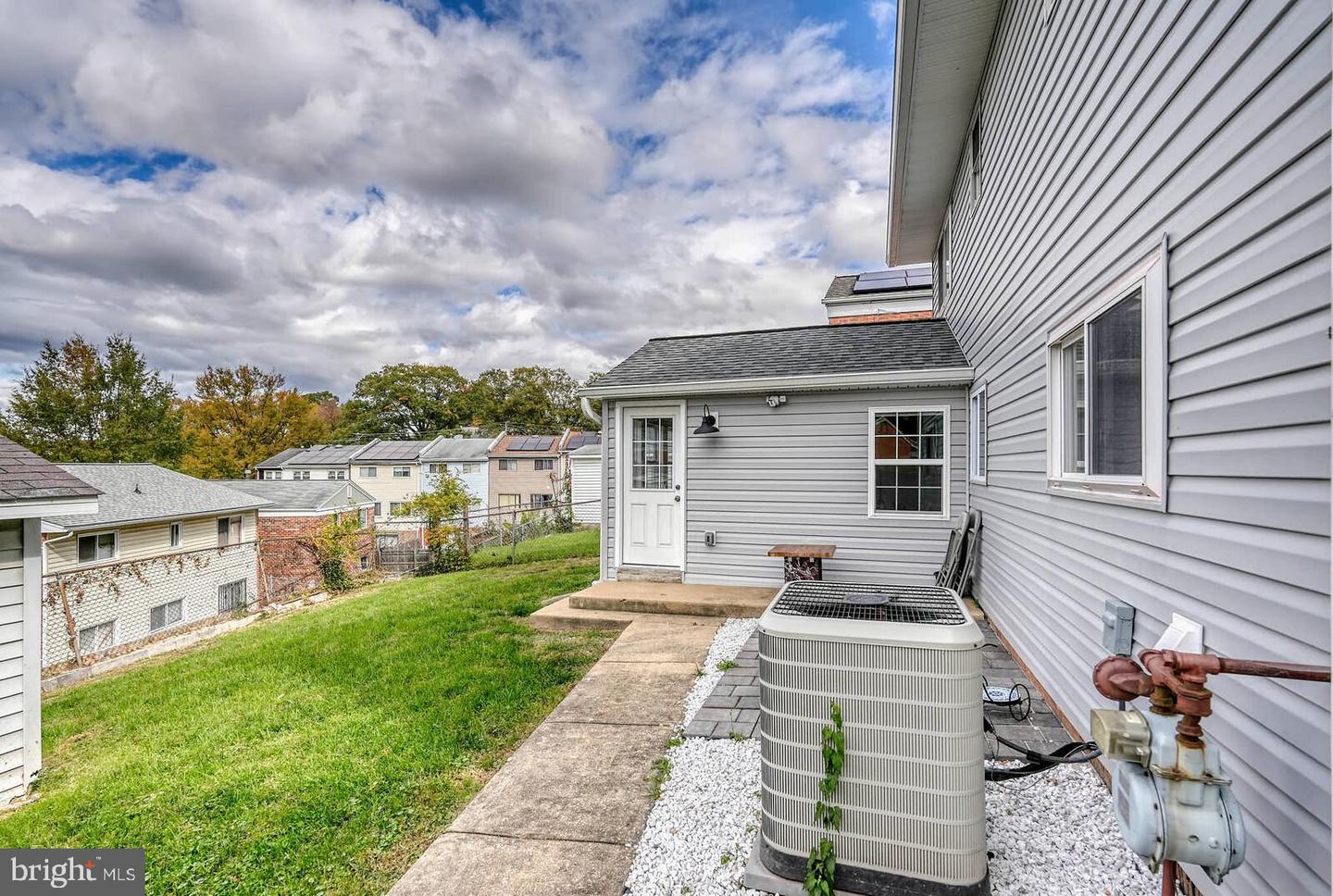 2425 SKYLAND PL SE, WASHINGTON, District Of Columbia 20020, 4 Bedrooms Bedrooms, 9 Rooms Rooms,2 BathroomsBathrooms,Residential,For sale,2425 SKYLAND PL SE,DCDC2227734 MLS # DCDC2227734