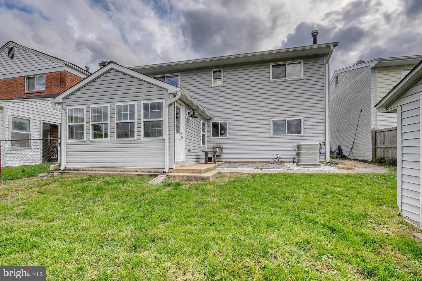 2425 SKYLAND PL SE, WASHINGTON, District Of Columbia 20020, 4 Bedrooms Bedrooms, 9 Rooms Rooms,2 BathroomsBathrooms,Residential,For sale,2425 SKYLAND PL SE,DCDC2227734 MLS # DCDC2227734