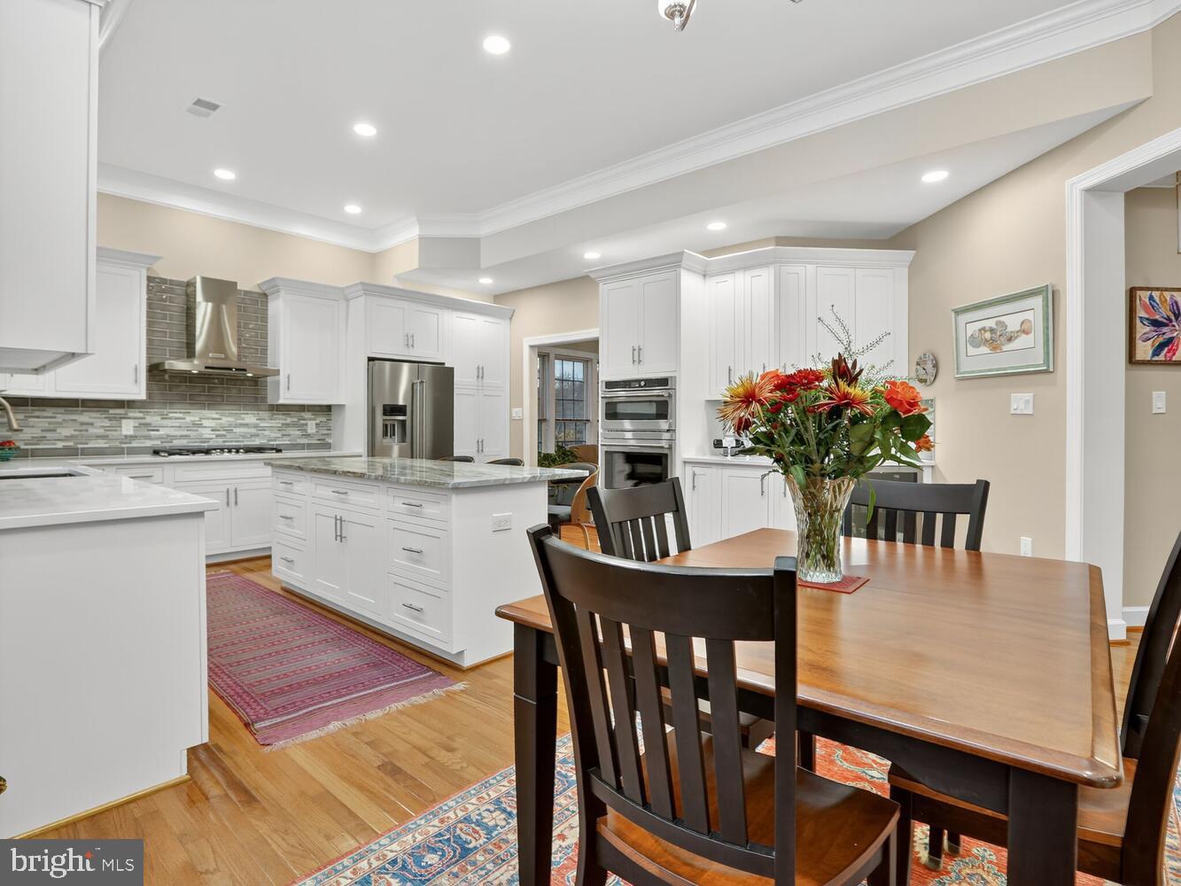 10702 SIMPSON MEWS LN, FAIRFAX, Virginia 22030, 5 Bedrooms Bedrooms, ,4 BathroomsBathrooms,Residential,For sale,10702 SIMPSON MEWS LN,VAFC2007216 MLS # VAFC2007216