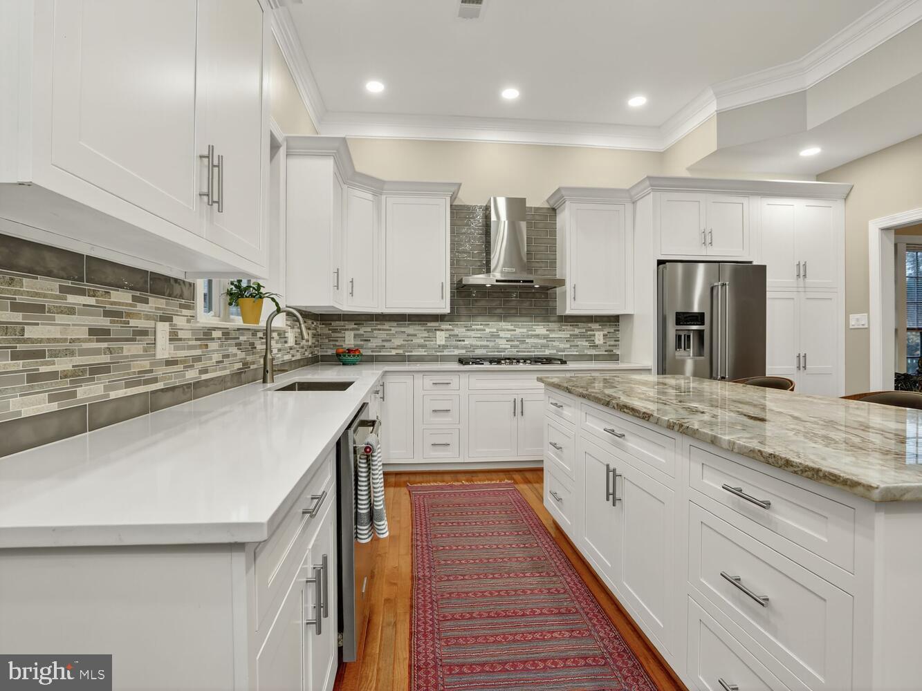 10702 SIMPSON MEWS LN, FAIRFAX, Virginia 22030, 5 Bedrooms Bedrooms, ,4 BathroomsBathrooms,Residential,For sale,10702 SIMPSON MEWS LN,VAFC2007216 MLS # VAFC2007216