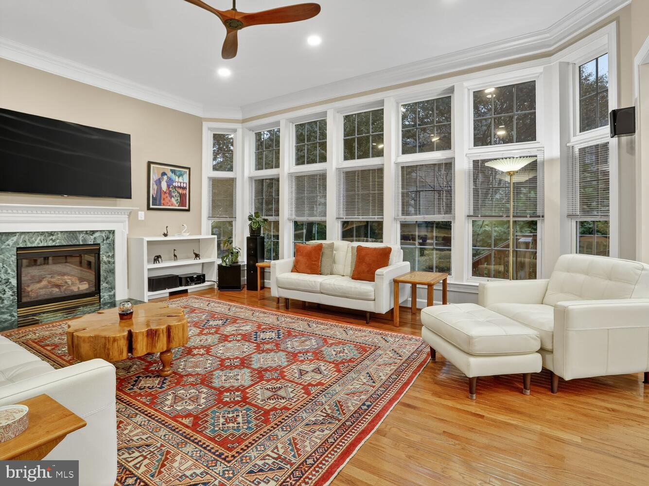 10702 SIMPSON MEWS LN, FAIRFAX, Virginia 22030, 5 Bedrooms Bedrooms, ,4 BathroomsBathrooms,Residential,For sale,10702 SIMPSON MEWS LN,VAFC2007216 MLS # VAFC2007216