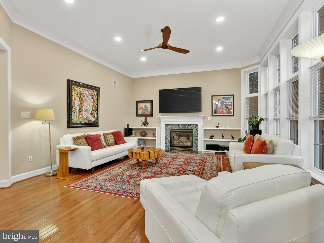 10702 SIMPSON MEWS LN, FAIRFAX, Virginia 22030, 5 Bedrooms Bedrooms, ,4 BathroomsBathrooms,Residential,For sale,10702 SIMPSON MEWS LN,VAFC2007216 MLS # VAFC2007216