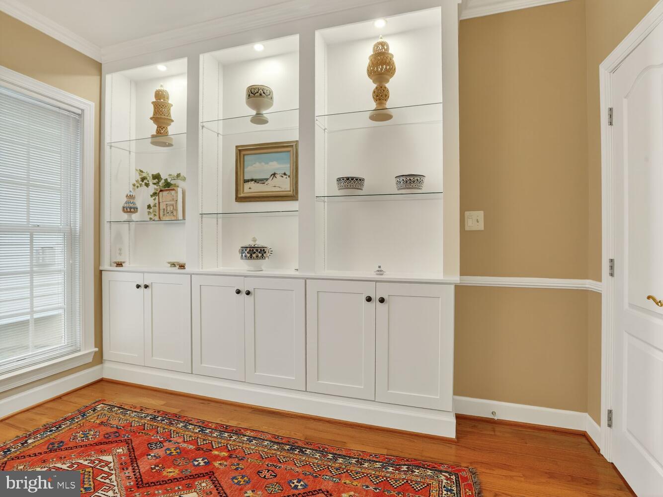 10702 SIMPSON MEWS LN, FAIRFAX, Virginia 22030, 5 Bedrooms Bedrooms, ,4 BathroomsBathrooms,Residential,For sale,10702 SIMPSON MEWS LN,VAFC2007216 MLS # VAFC2007216