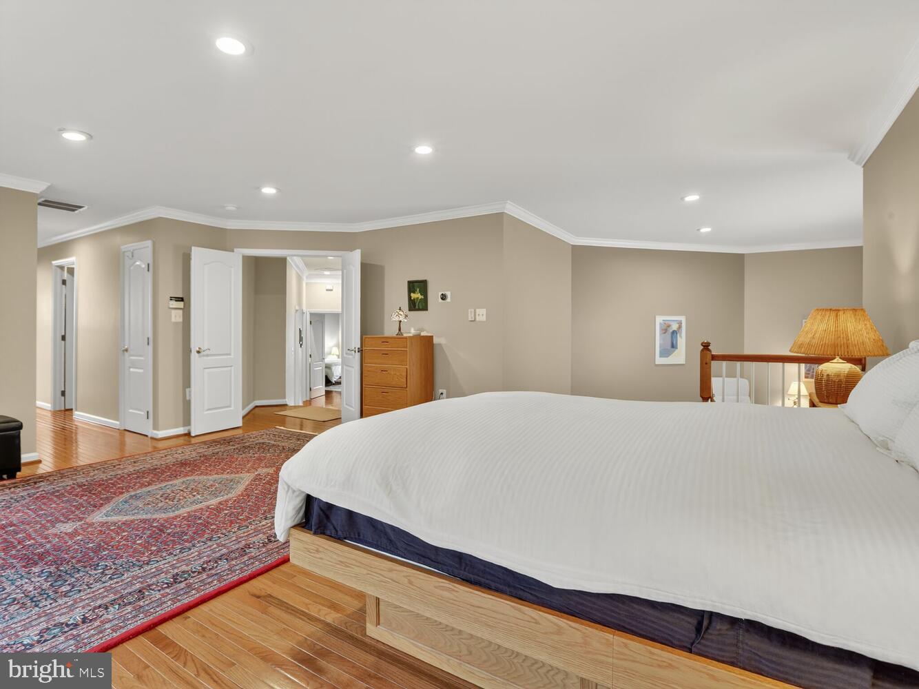 10702 SIMPSON MEWS LN, FAIRFAX, Virginia 22030, 5 Bedrooms Bedrooms, ,4 BathroomsBathrooms,Residential,For sale,10702 SIMPSON MEWS LN,VAFC2007216 MLS # VAFC2007216