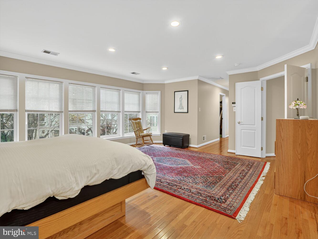 10702 SIMPSON MEWS LN, FAIRFAX, Virginia 22030, 5 Bedrooms Bedrooms, ,4 BathroomsBathrooms,Residential,For sale,10702 SIMPSON MEWS LN,VAFC2007216 MLS # VAFC2007216