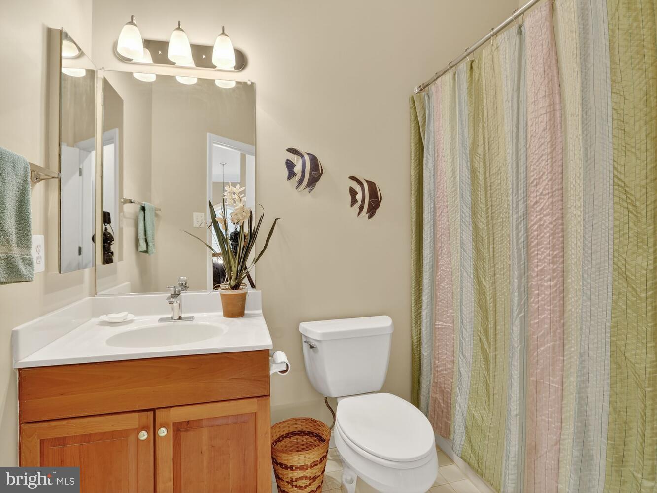 10702 SIMPSON MEWS LN, FAIRFAX, Virginia 22030, 5 Bedrooms Bedrooms, ,4 BathroomsBathrooms,Residential,For sale,10702 SIMPSON MEWS LN,VAFC2007216 MLS # VAFC2007216