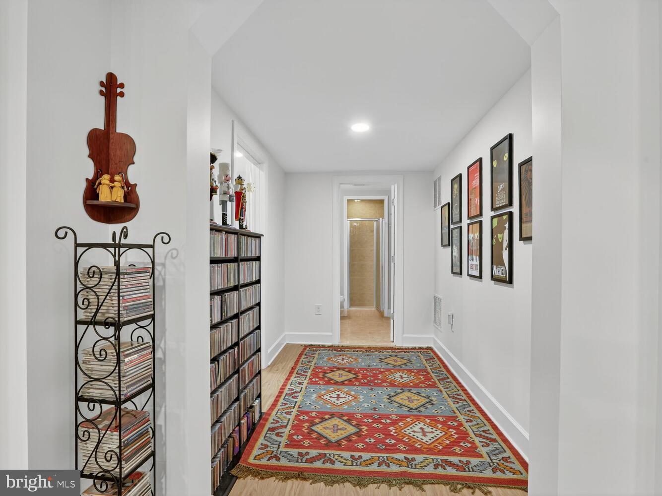 10702 SIMPSON MEWS LN, FAIRFAX, Virginia 22030, 5 Bedrooms Bedrooms, ,4 BathroomsBathrooms,Residential,For sale,10702 SIMPSON MEWS LN,VAFC2007216 MLS # VAFC2007216