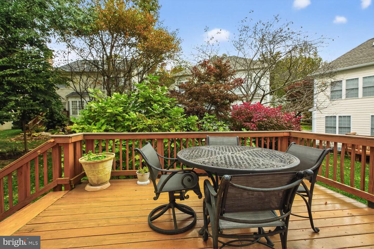 10702 SIMPSON MEWS LN, FAIRFAX, Virginia 22030, 5 Bedrooms Bedrooms, ,4 BathroomsBathrooms,Residential,For sale,10702 SIMPSON MEWS LN,VAFC2007216 MLS # VAFC2007216