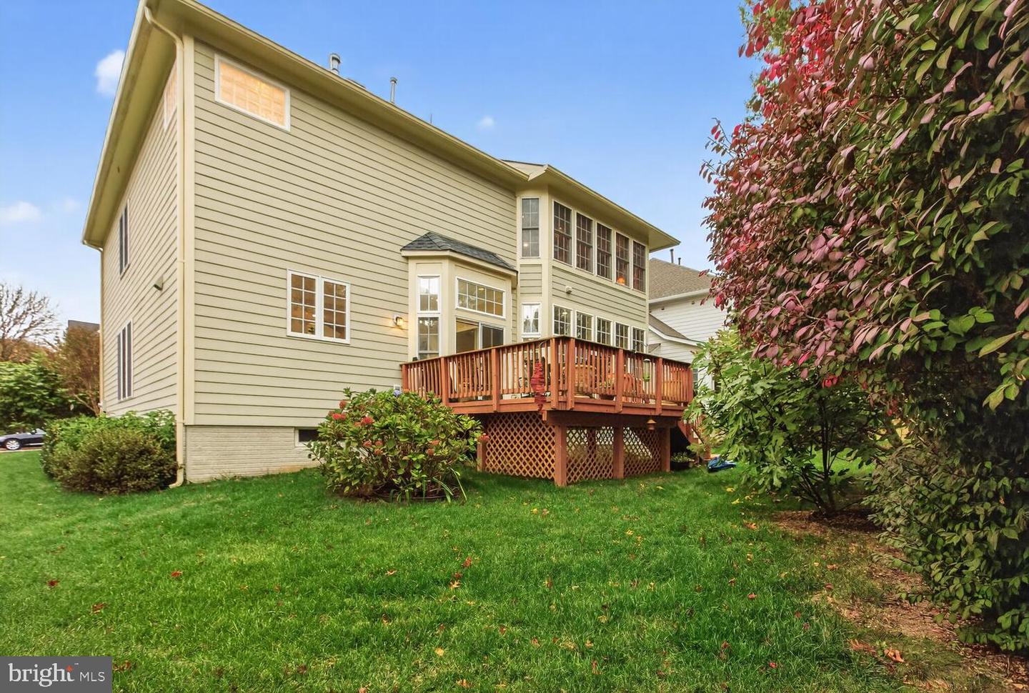 10702 SIMPSON MEWS LN, FAIRFAX, Virginia 22030, 5 Bedrooms Bedrooms, ,4 BathroomsBathrooms,Residential,For sale,10702 SIMPSON MEWS LN,VAFC2007216 MLS # VAFC2007216