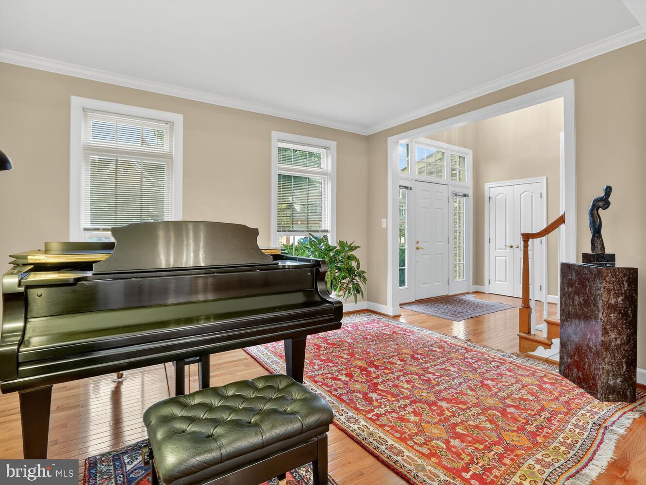 10702 SIMPSON MEWS LN, FAIRFAX, Virginia 22030, 5 Bedrooms Bedrooms, ,4 BathroomsBathrooms,Residential,For sale,10702 SIMPSON MEWS LN,VAFC2007216 MLS # VAFC2007216