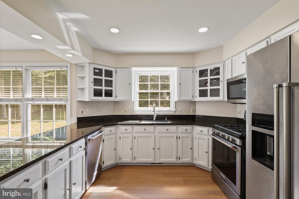 11705 NEW BOND ST, FREDERICKSBURG, Virginia 22408, 4 Bedrooms Bedrooms, ,3 BathroomsBathrooms,Residential,11705 NEW BOND ST,VASP2035664 MLS # VASP2035664