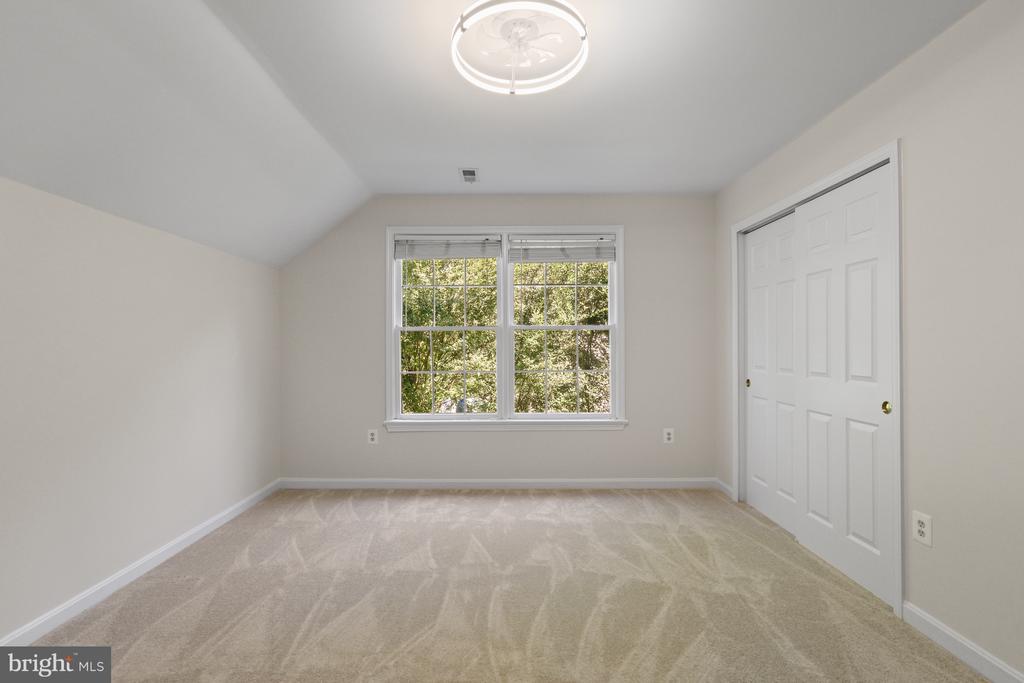 11705 NEW BOND ST, FREDERICKSBURG, Virginia 22408, 4 Bedrooms Bedrooms, ,3 BathroomsBathrooms,Residential,11705 NEW BOND ST,VASP2035664 MLS # VASP2035664