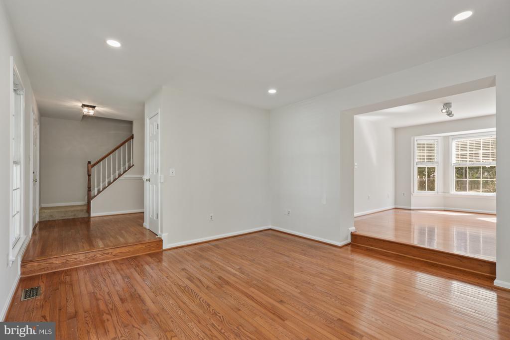 11705 NEW BOND ST, FREDERICKSBURG, Virginia 22408, 4 Bedrooms Bedrooms, ,3 BathroomsBathrooms,Residential,11705 NEW BOND ST,VASP2035664 MLS # VASP2035664