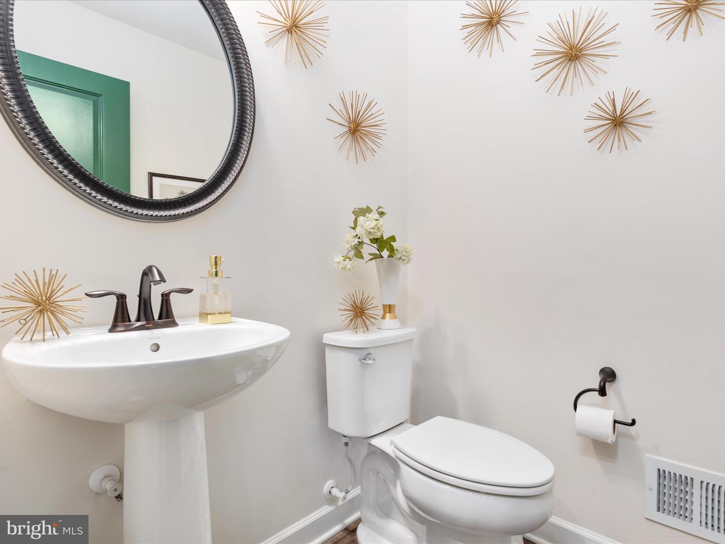 8524 LAROQUE RUN DR, FREDERICKSBURG, Virginia 22407, 6 Bedrooms Bedrooms, ,5 BathroomsBathrooms,Residential,For sale,8524 LAROQUE RUN DR,VASP2037056 MLS # VASP2037056 8524 LAROQUE RUN DR, FREDERICKSBURG, Virginia 22407, 6 Bedrooms Bedrooms, ,5 BathroomsBathrooms,Residential,For sale,8524 LAROQUE RUN DR,VASP2037056 MLS # VASP2037056